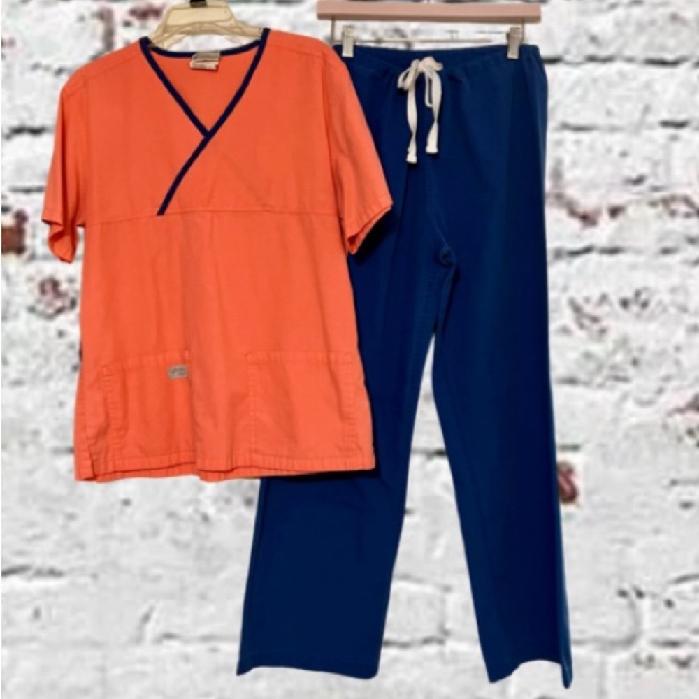 Urbane Coral & Blue Scrub Set Size Medium.